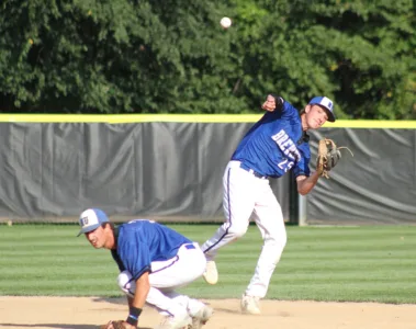 Brewers unable to contain Monarchs in state defeat
